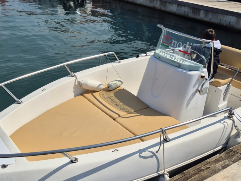 Wynajem łodzi BLU LINE Schizzo 520 w La Spezia na SamBoat 