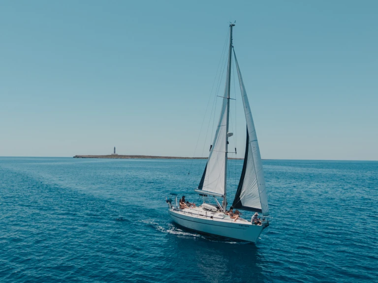 Wynajem Żaglowiec w Mahon - Bavaria Bavaria 40