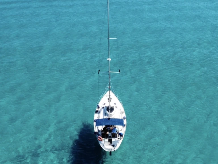 Wynajem Żaglowiec Bavaria z patentem 