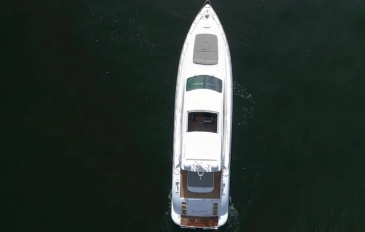 Wynajem łodzi Sorrento tanio MANGUSTA 72