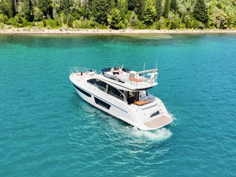 Wynajem łodzi Tivat tanio Azimut 53 Fly