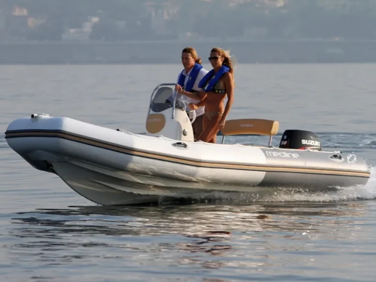 Wynajem łodzi Pietrosella tanio Medline 550