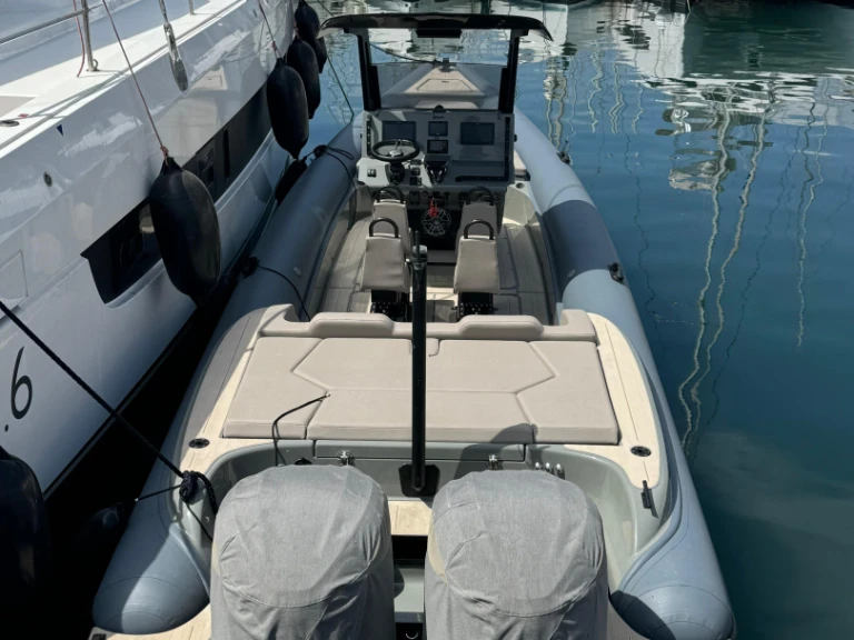 Wynajem łodzi Alimos tanio Rock 30