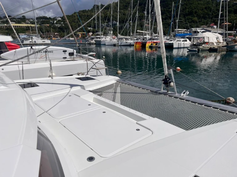 Wynajmij Katamaran z lub bez skippera Fountaine Pajot w Bas du Fort
