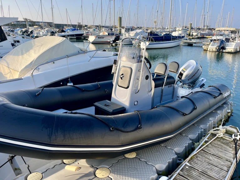 Wynajem łodzi Bombard Explorer 550 w Quiberon na SamBoat 