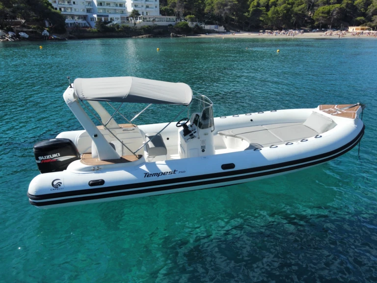 Wynajem w Santa Eularia des Riu- Capelli Tempest 750 na SamBoat