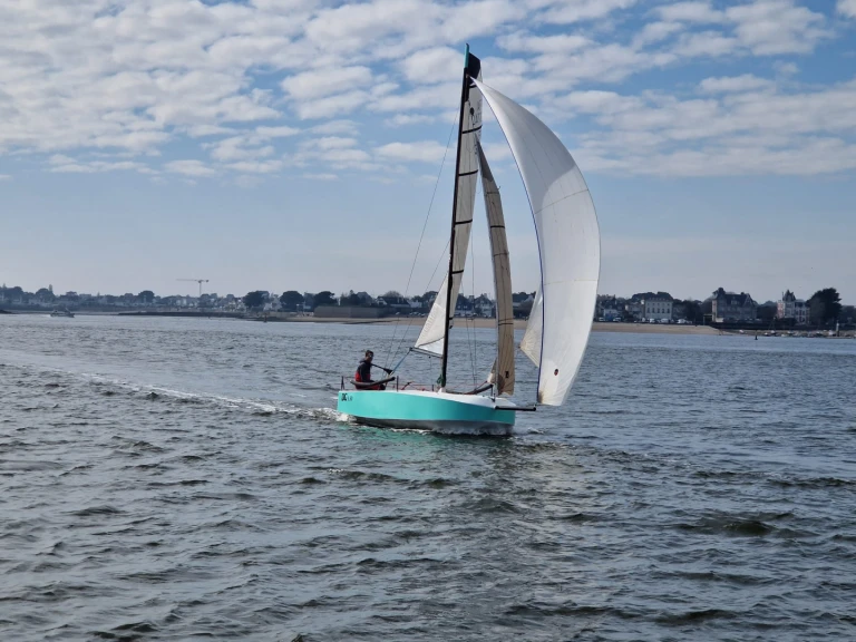 Wynajmij DG Boats DG 5.5 w Lorient