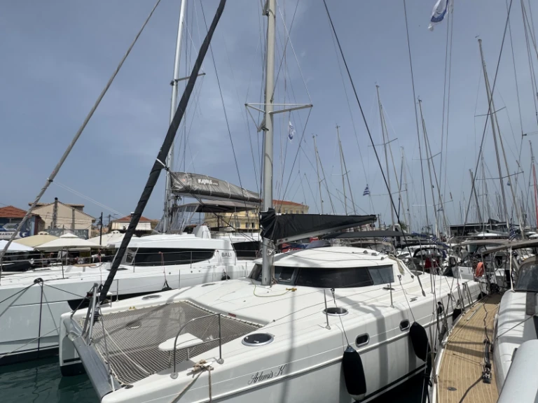 Wynajmij Katamaran z lub bez skippera Fountaine Pajot w Lefkáda