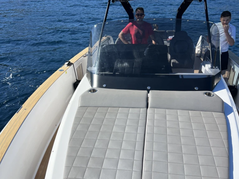 Wynajem w Les Salins d'Hyères- Pardo Yachts Pardo 38 na SamBoat