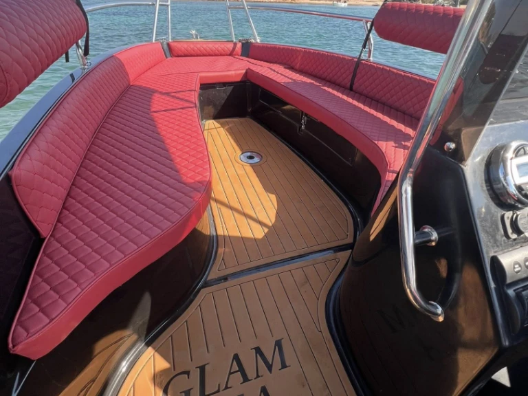 Wynajem łodzi Glyfada tanio COBRA 495