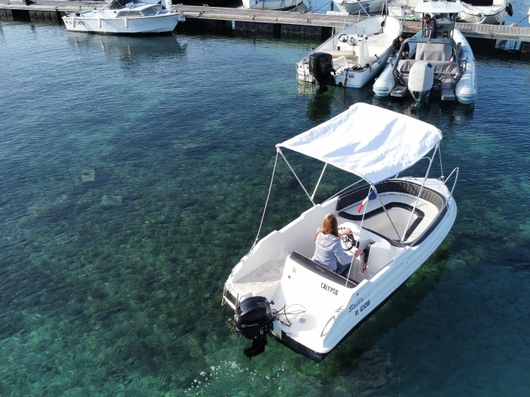 Wynajem Motorówka kruger z patentem 