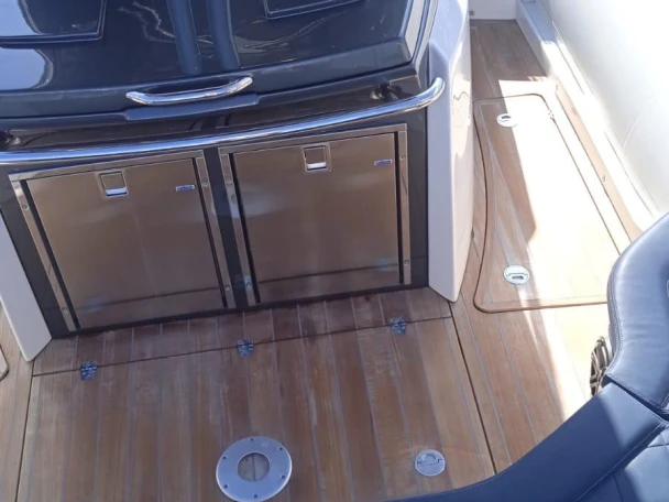 Wynajmij Łódż półsztywna z lub bez skippera Sacs w Forio