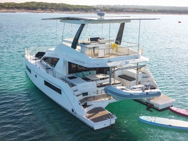 Wynajem łodzi Ibiza Town tanio Leopard 43 Powercat
