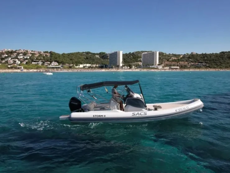 Wynajem łodzi Tivat tanio Sacs S 780