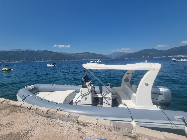 Wynajem łodzi Nuova Jolly 22 w Tivat na SamBoat 