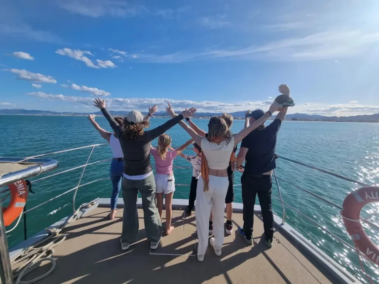 Wynajmij Serenity Catamarán w Puerto Marina Benalmadena