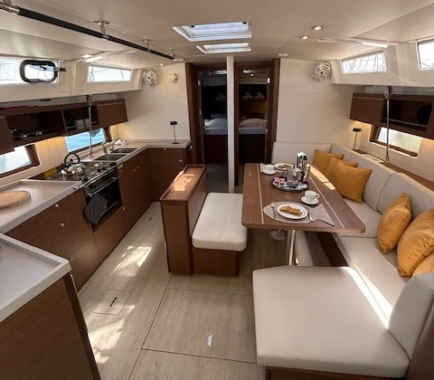 Wynajmij Bénéteau Oceanis 46.1 w Preveza