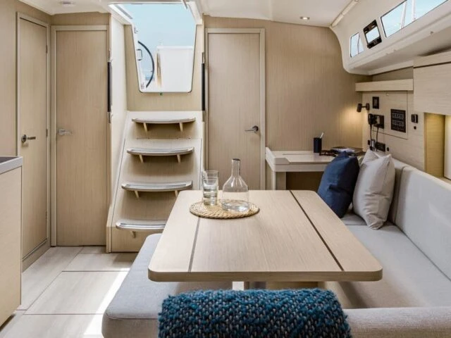 Żaglowiec do wynajmu w Salerno w najlepszej cenie