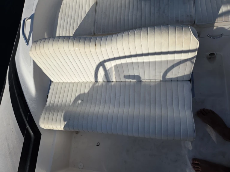 Wynajmij Łódż półsztywna z lub bez skippera Zar w Toulon