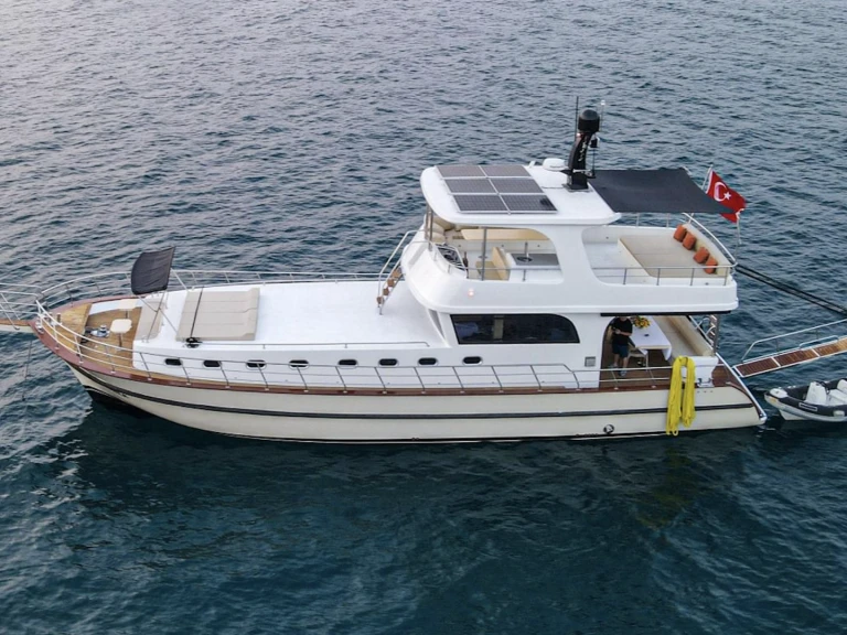 Wynajem łodzi Goecek tanio Gulet