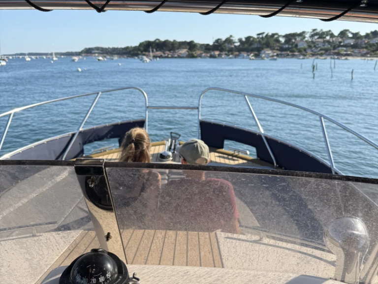 Wynajem Motorówka w Arcachon - Beacher Beacher V10.2 Croisière