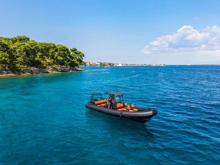 Wynajmij Sea Marine 860 w Preko