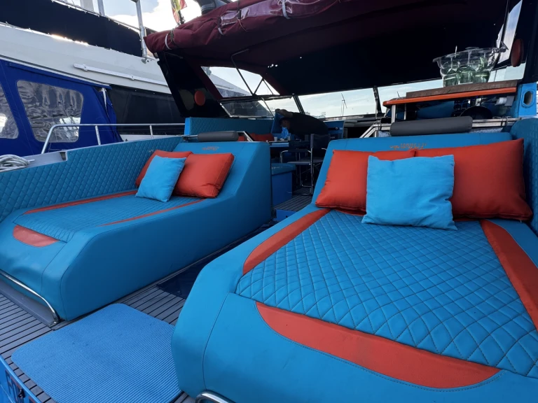 Wynajem Luksusowy jacht w Marbella - Ferretti Altura 47