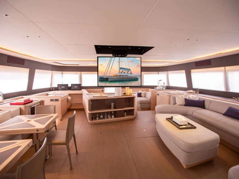 Wynajmij Luksusowy jacht z lub bez skippera Lagoon w Brytyjskie Wyspy Dziewicze