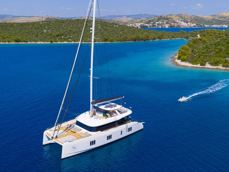 Sunreef HONEYBIRD między profesjonalistami a osobami prywatnymi w Sibenik
