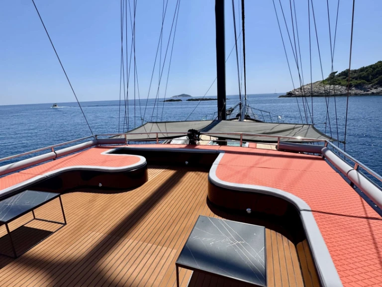 Wynajem Luksusowy jacht w Split - Custom STELLA MARIS