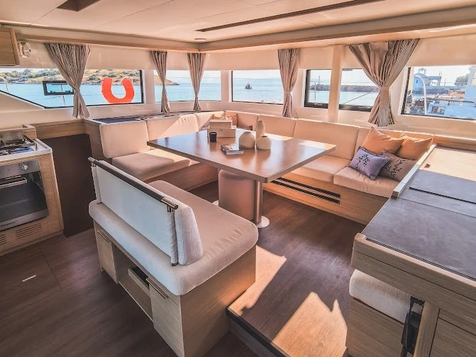 Wynajem łodzi Lagoon Lagoon 51 w Mykonos (wyspa) na SamBoat 