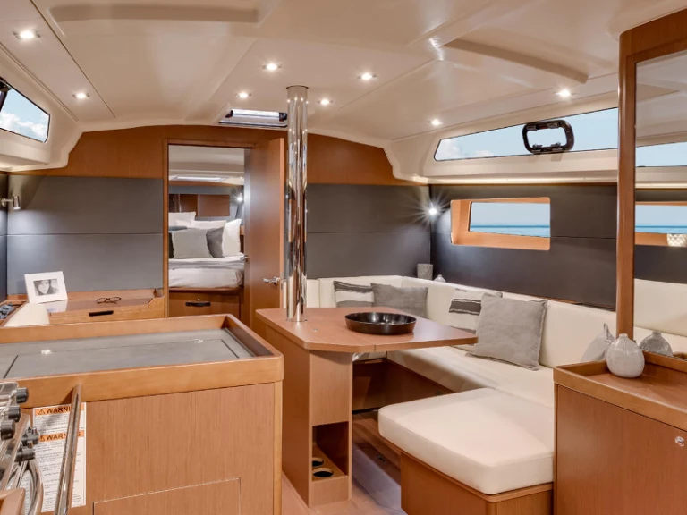 Wynajem łodzi Bénéteau Oceanis 41.1 w Alimos na SamBoat 