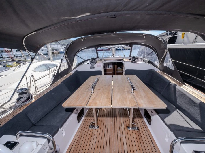 Wynajem łodzi Elan Impression 50.1 w Sibenik na SamBoat 