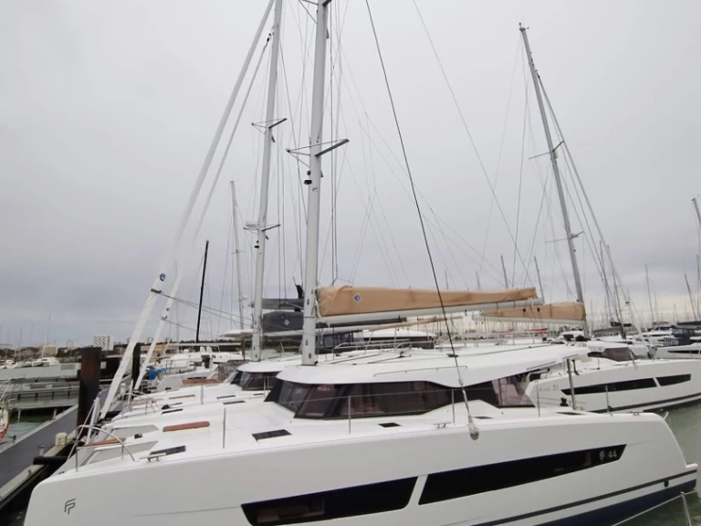 Wynajem łodzi Trogir tanio Fountaine Pajot FP 44 Quatuor - 4 + 2 cab.