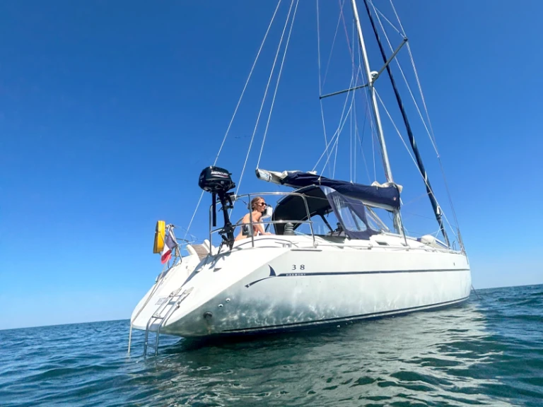 Wynajem Żaglowiec Poncin Yachts z patentem 