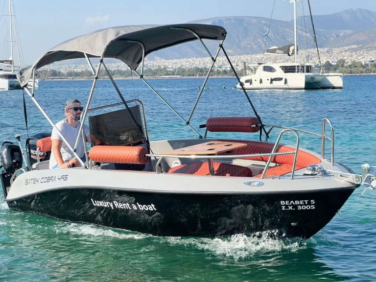 Wynajmij ISATEK TEKNE COBRA 495 w Athens Marina