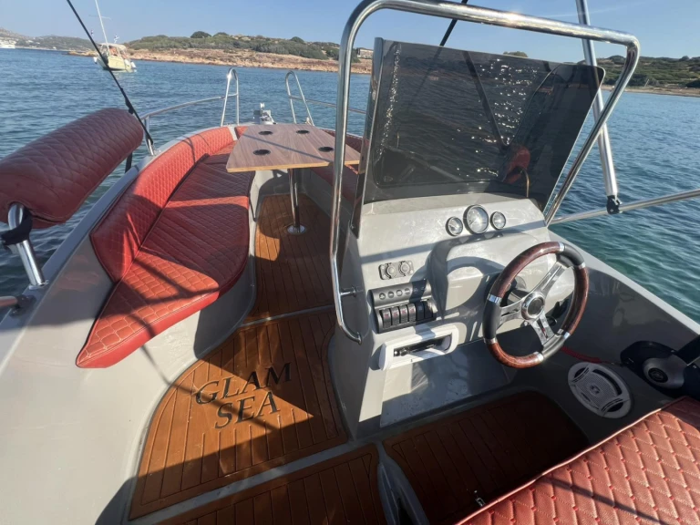 Wynajmij Motorówka z lub bez skippera ISATEK TEKNE w Athens Marina