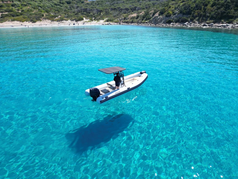 Wynajem łodzi Novamarine RH600 w Villasimius na SamBoat 