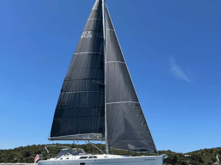 Wynajem łodzi Hanse Hanse 430 E w Pula na SamBoat 