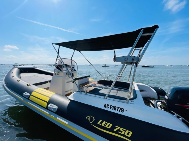 Wynajmij Nautica Led Nautica Led 750 GS w Lège-Cap-Ferret