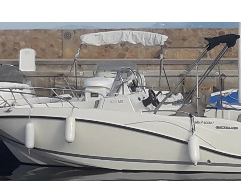 Wynajem Motorówka w Six-Fours-les-Plages - Quicksilver Quicksilver 555 Activ Open