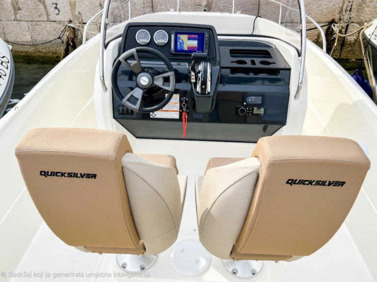 Wynajmij Motorówka z lub bez skippera Quicksilver w Split