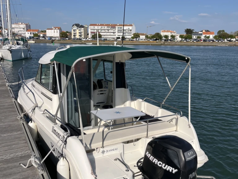 Wynajem łodzi Jeanneau Merry Fisher 625 HB w Saint-Gilles-Croix-de-Vie na SamBoat 