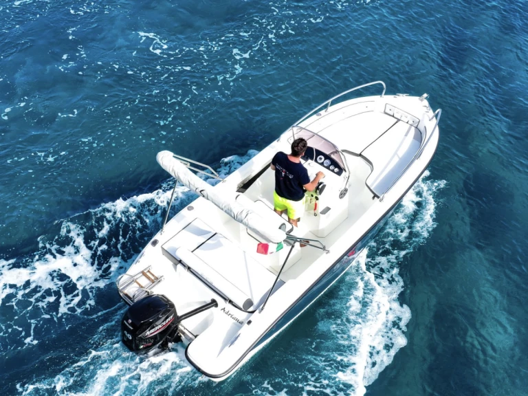 Wynajem Motorówka w Taormina - Trimarchi Trimarchi 57 S Pro