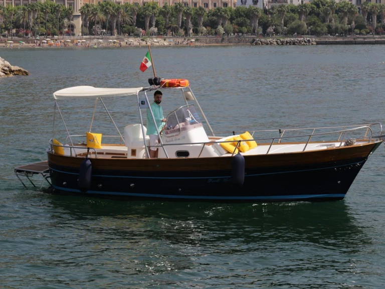 Wynajem Motorówka w Salerno - Fratelli Aprea Sorrento 7,50 open cruise