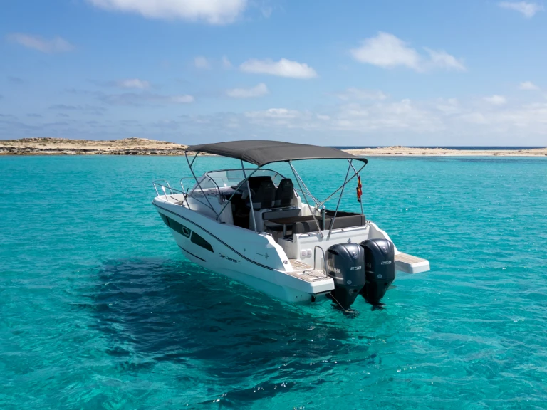 Wynajmij Jeanneau Cap Camarat 9.0 WA w Ibiza Town