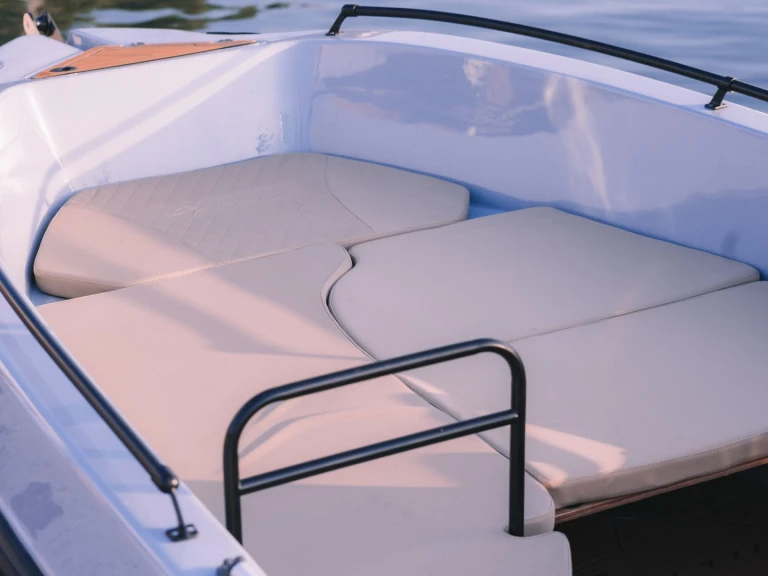 Wynajmij Nireus Optima 490 w Marina Aliki