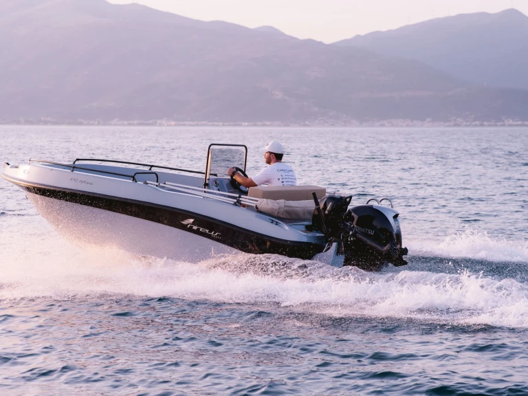 Wynajem łodzi Marina Aliki tanio Optima 490