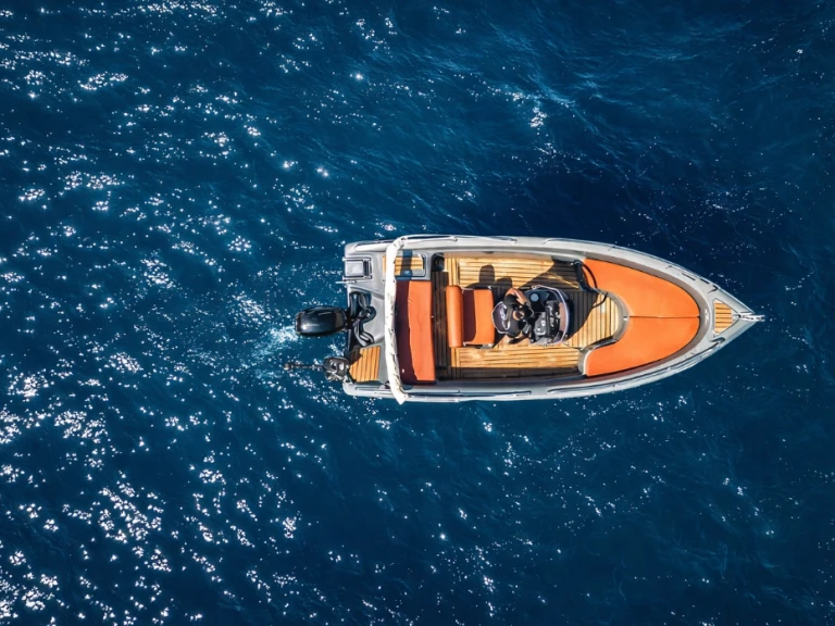 Wynajem Motorówka w Świat - Poseidon Blu Water 170