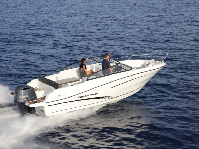 Wynajmij Jeanneau Cap Camarat 7.5 BR w Antibes